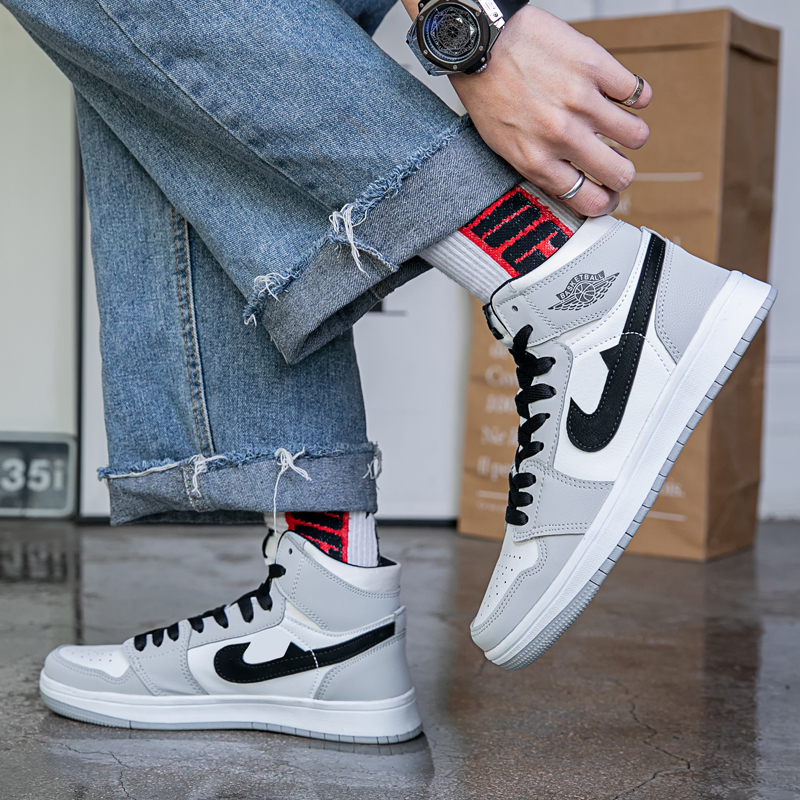 Air Force 1 men's and women's Skateboarding Shoes Outdoor Sports Sneakers Ins fashion sneakers