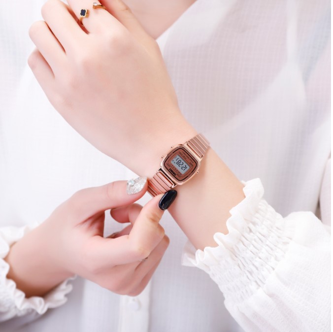 SKMEI Women Quartz Watches Luxury Fashion Casual Business Watches Digital Watches Business