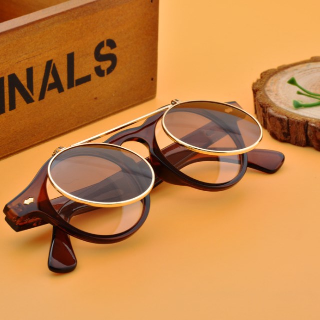 Men/Women Vintage Round Steampunk Flip Up Sunglasses Classic Double Layer Clamshell Design Fashion Sun Glasses