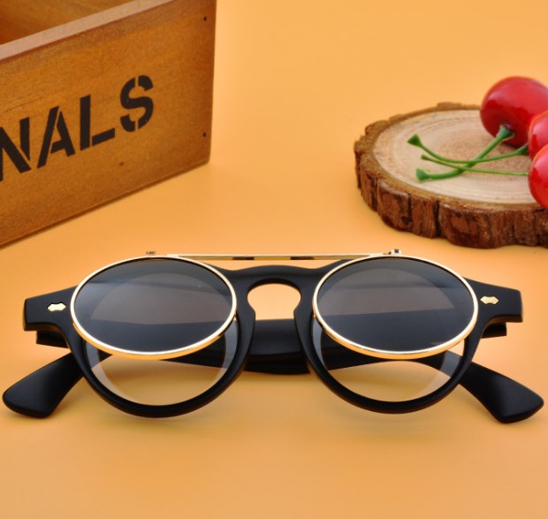 Men/Women Vintage Round Steampunk Flip Up Sunglasses Classic Double Layer Clamshell Design Fashion Sun Glasses