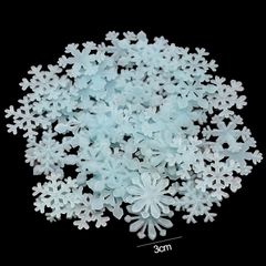 Home Decor Luminous Snowflake Wall Stickers Glow In The Dark Decal for Kids Baby Rooms Bedroom Home Decoration Blue as picture