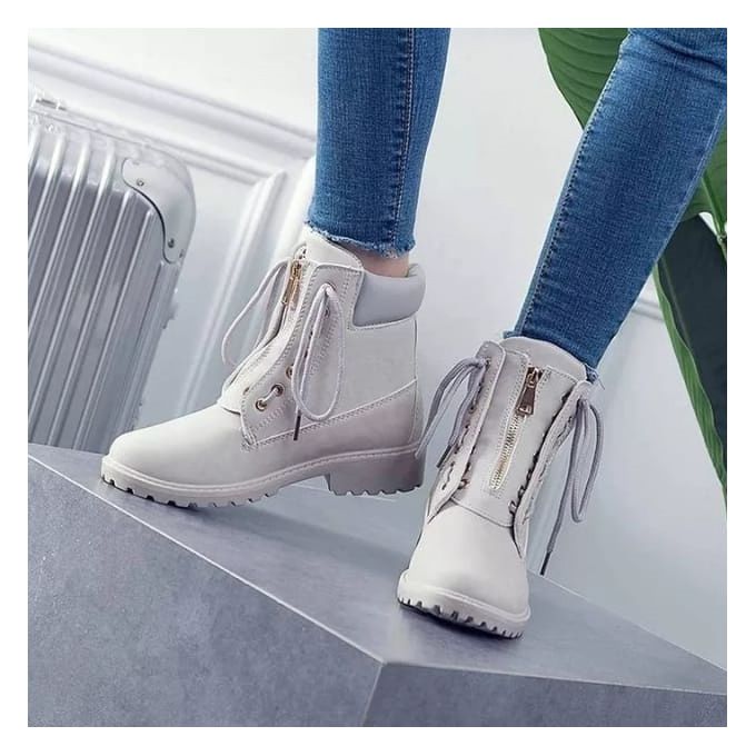 ladie&apos;s boots