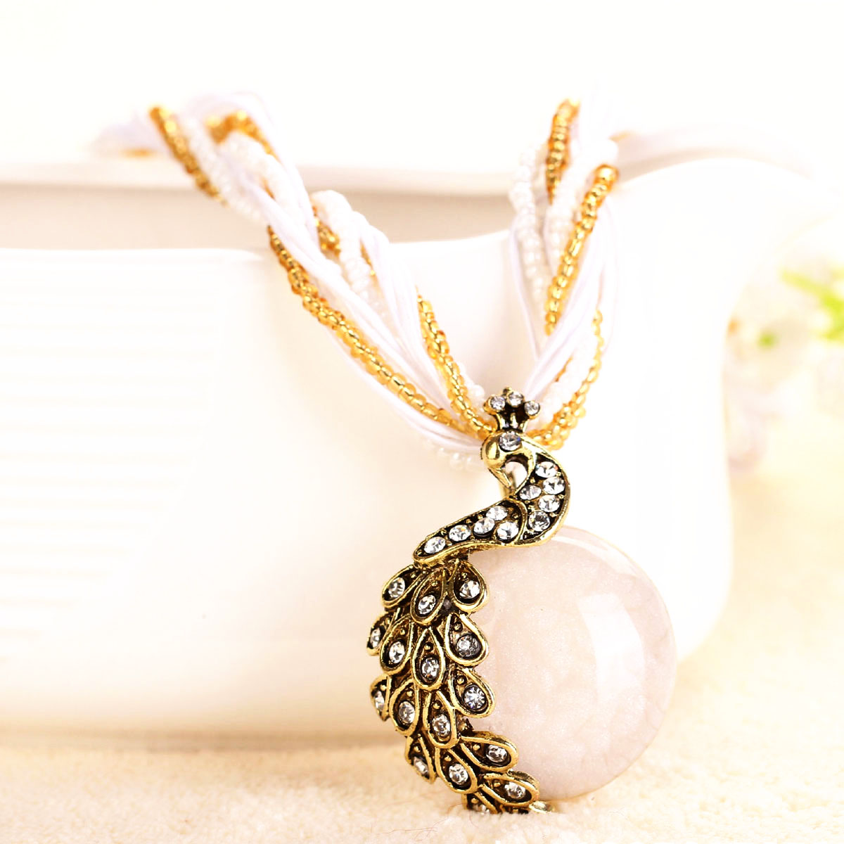 NEW Bohemia Vintage Gem Crystal Bead Chain Handmade Retro Peacock Pendant Necklace