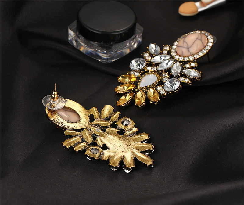 New Elegant Crystal Ear Studs Vintage Jewelry Retro Earrings for Women Cristmas Gifts