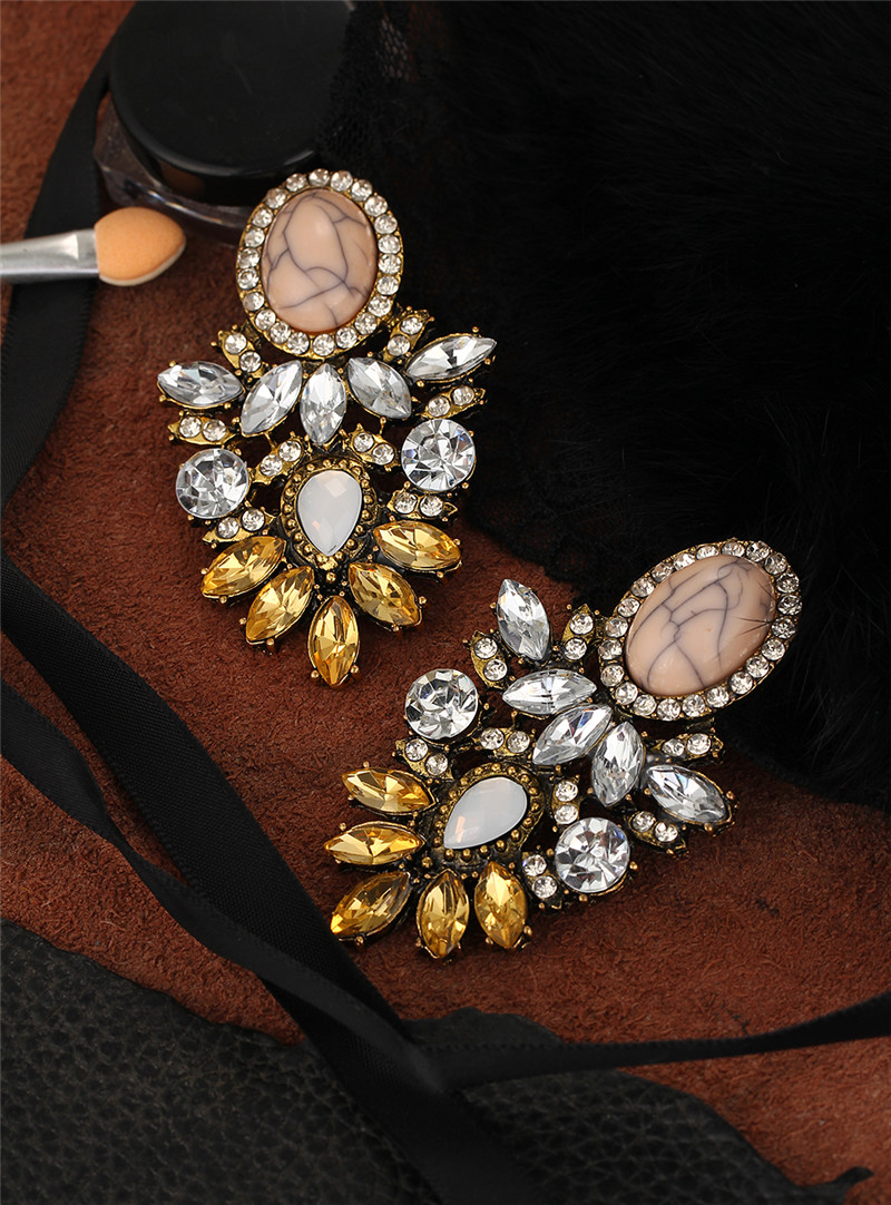 New Elegant Crystal Ear Studs Vintage Jewelry Retro Earrings for Women Cristmas Gifts