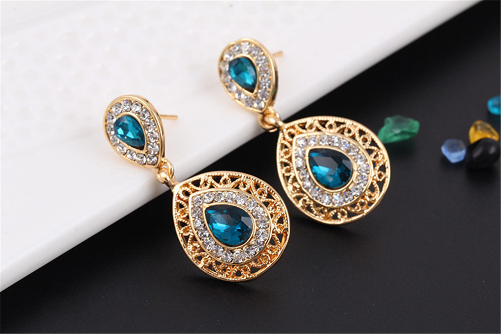 3 Piece/Set New Beautiful Crystal Stud Earrings Necklace Pendant Set For Women Jewellery Gift