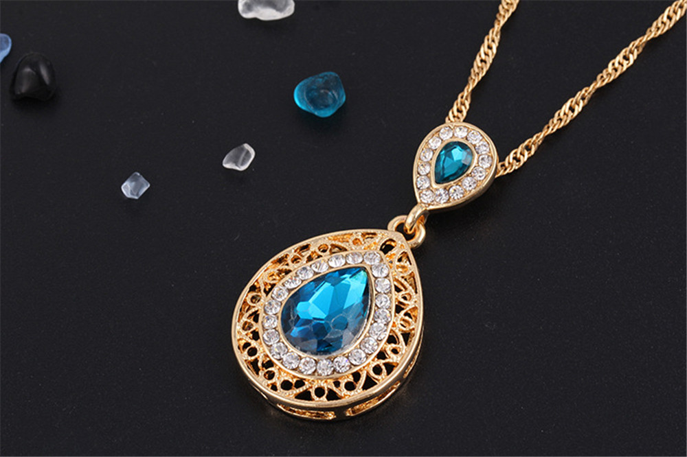 3 Piece/Set New Beautiful Crystal Stud Earrings Necklace Pendant Set For Women Jewellery Gift