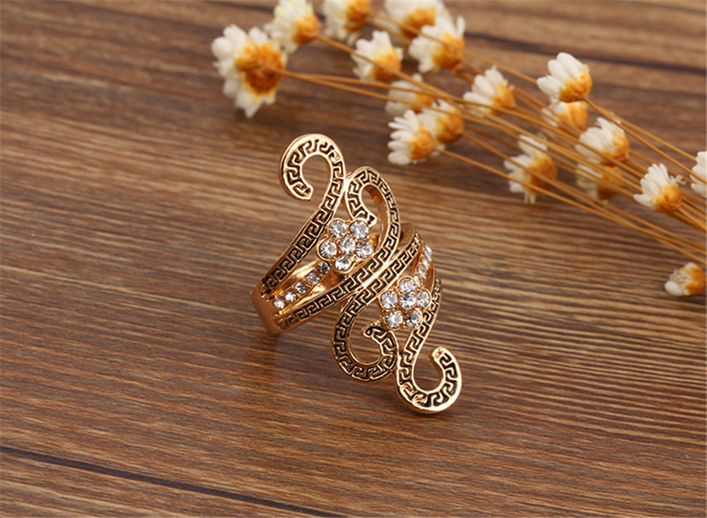 Fashion Personality Vintage Rhinestones Plum Flowers Retro Ring Jewelry