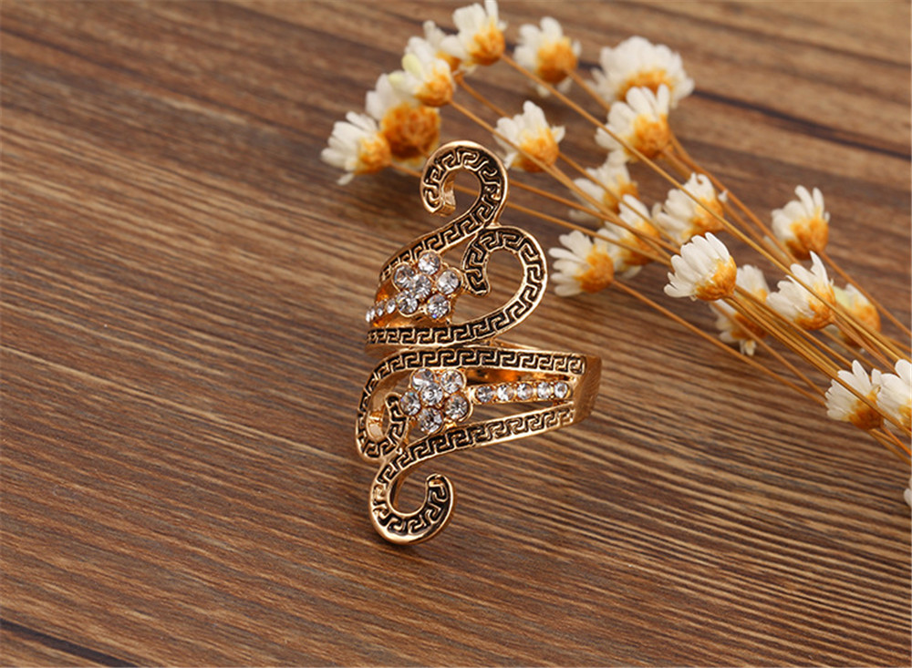 Fashion Personality Vintage Rhinestones Plum Flowers Retro Ring Jewelry
