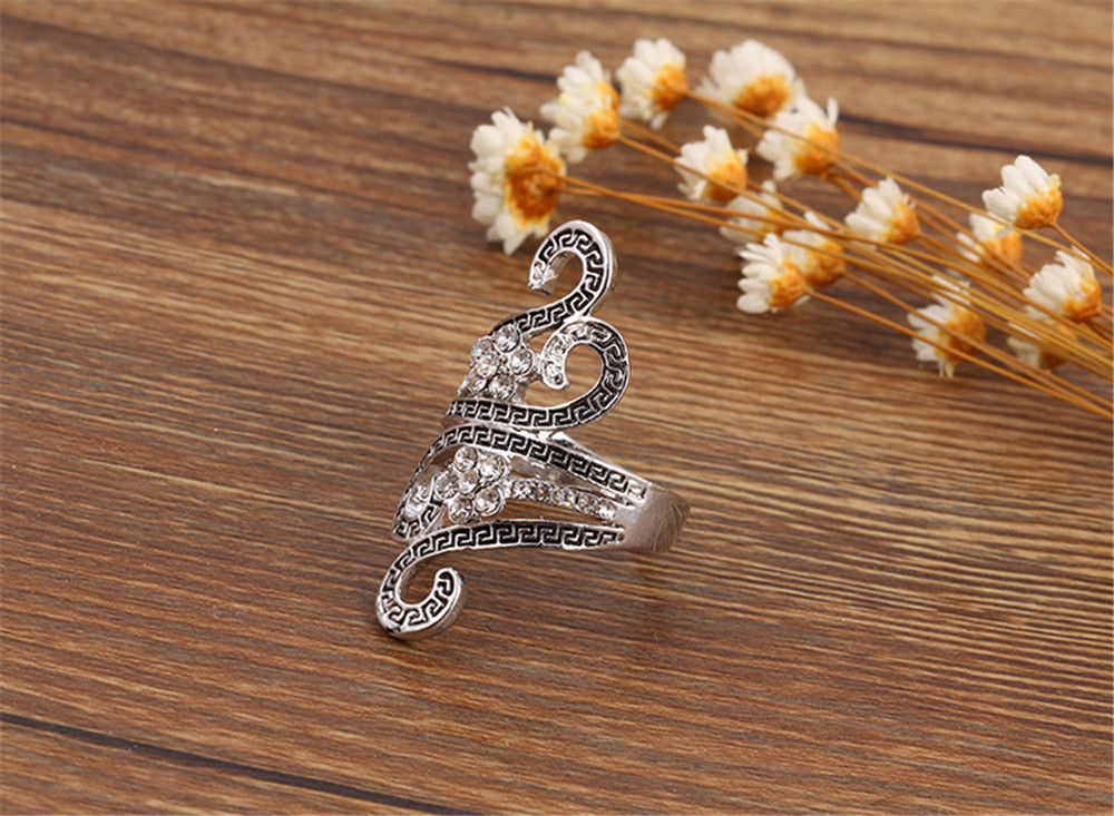 Fashion Personality Vintage Rhinestones Plum Flowers Retro Ring Jewelry