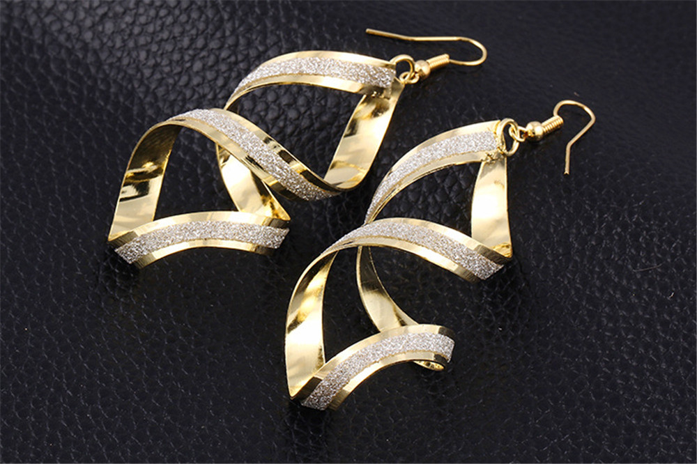 Women Long Earring Glitter Distortion Rotating Drop Earrings Eardrop Fashion Ear Jewelry Accessories