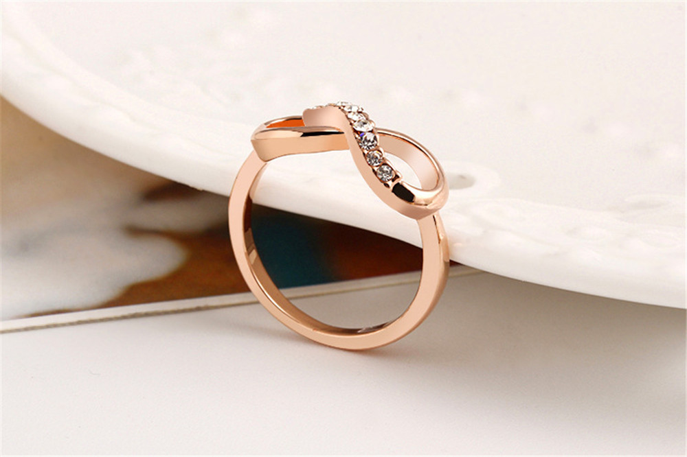 Fashion Cubic Zirconia Crystal Rings Women Statement Rose Gold Infinite Ring Wedding Jewelry
