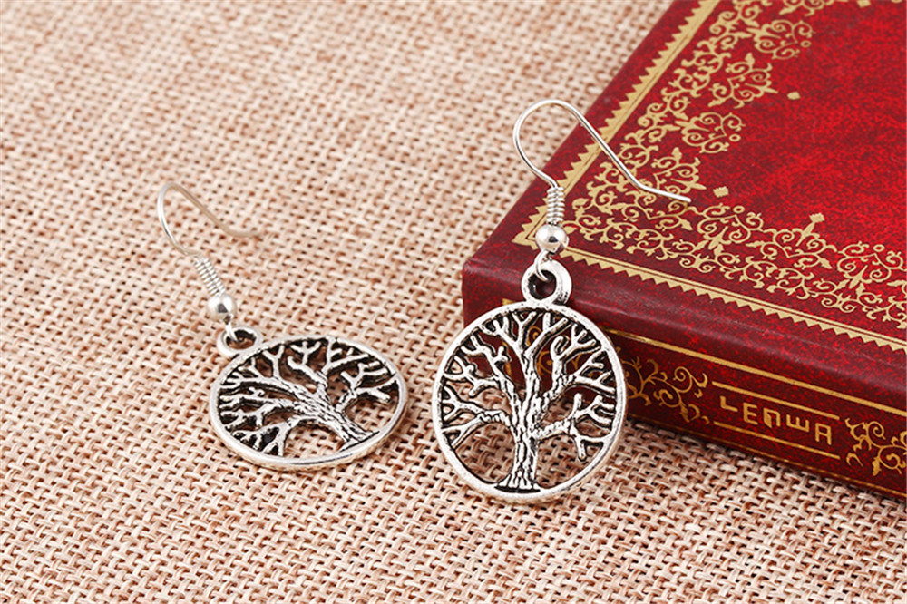 New Fashion Jewelry Bohemian Retro Style Personality Hollow Peace Tree Stud Earrings for Women