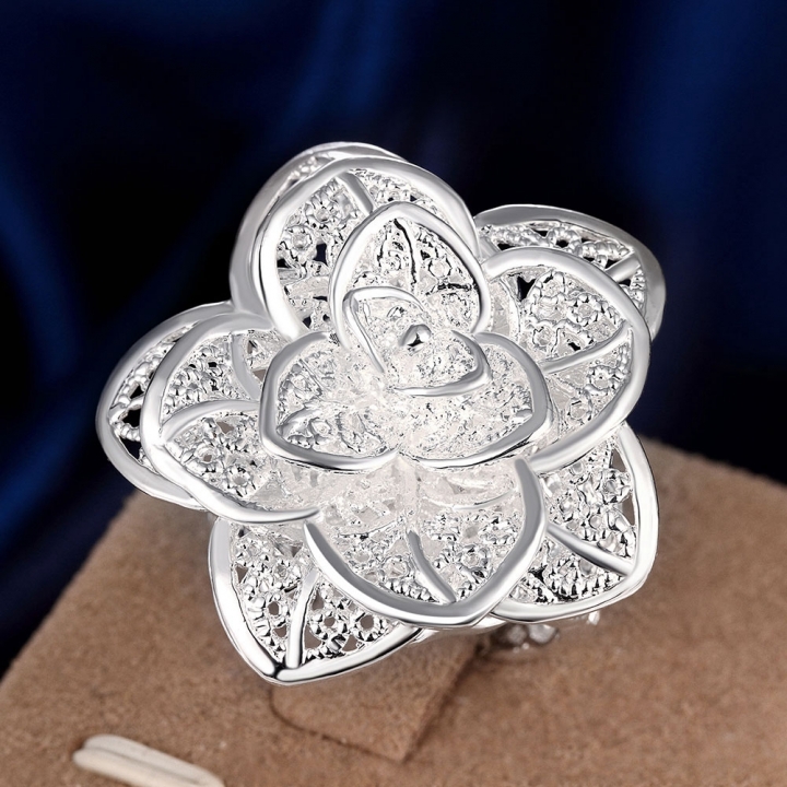 Fashion Personality Simple Elegant Silver Hollow Rose Silver Jewelry Ring Women Lady Gift Wedding