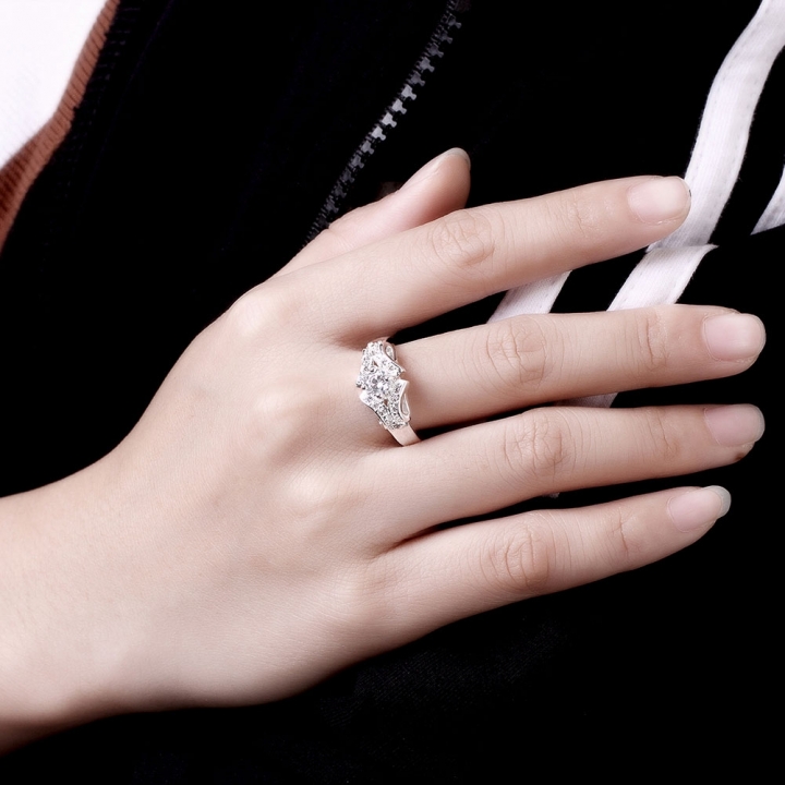 Quality Silver Plated Ring Silver Finger Rings for Women Jewelry Accessories Crystal Stone Girl Gift
