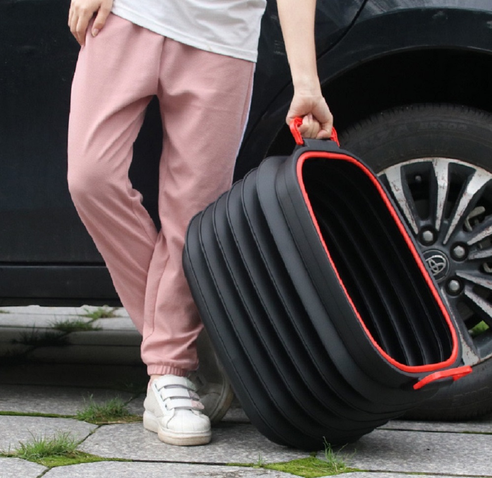 ouchuangbo 37L multi-functional car dustbin trash can portable car wash retractable bin It has a lid