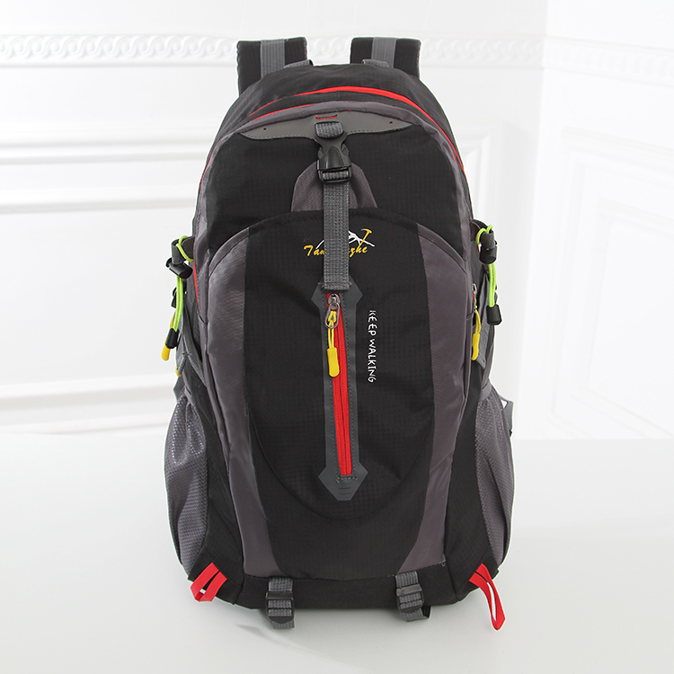 outdoor Multifunction backpacks on foot Travel bag men and women backpack