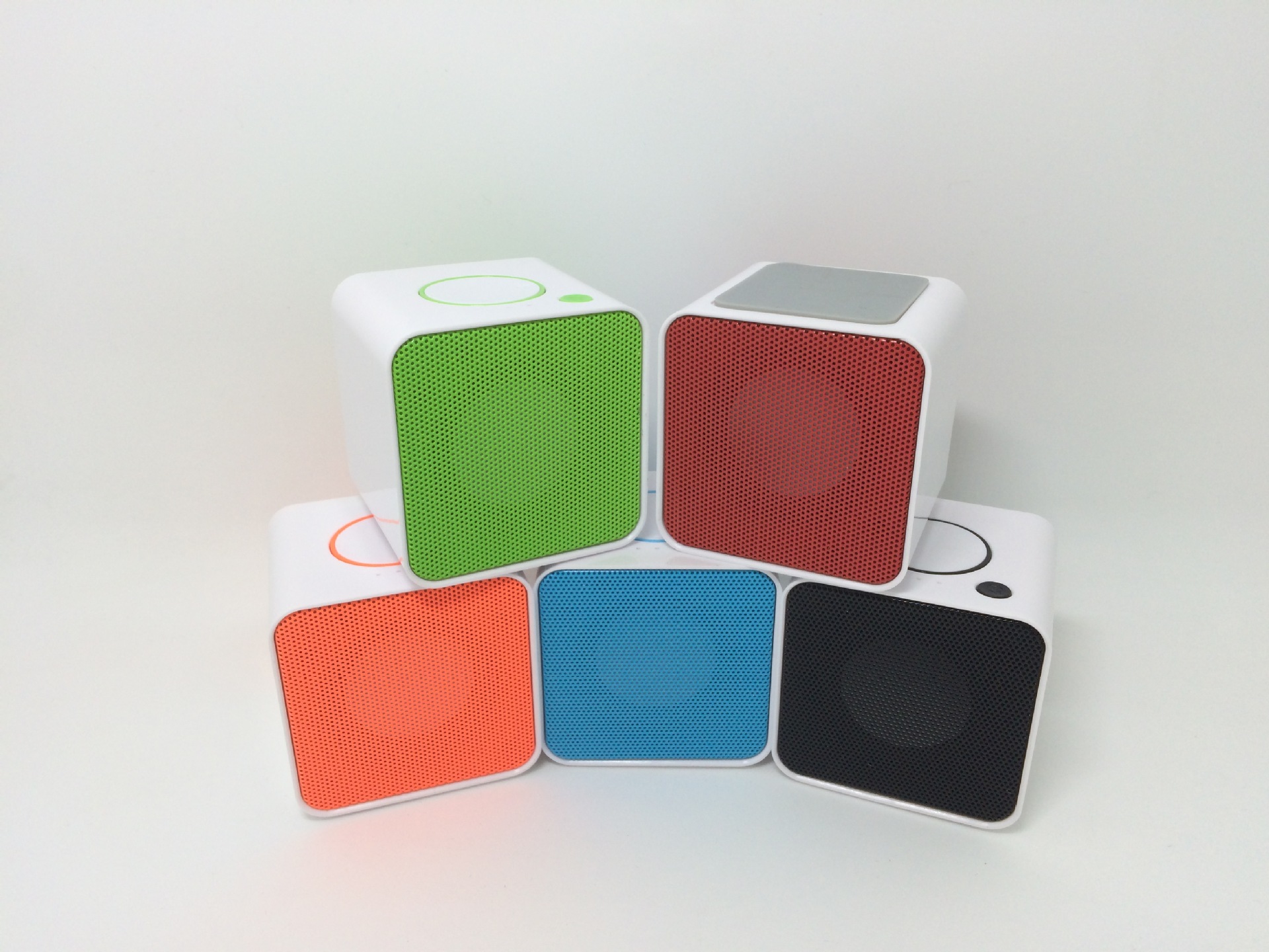 Wireless Bluetooth Speaker Car Card U Disk Sound Computer Portable Mini Small Speakers Bass