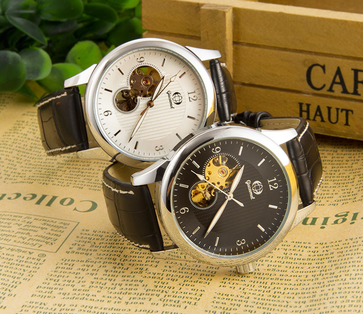male elegant Fashion Leisure Business Fully Automatic Mechanical Watch Hollow Watch