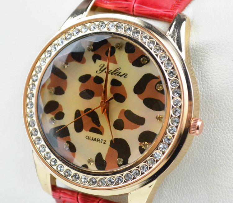 Ms Belt Watch diamond quartz Watch  Leopard Female trend fashion Fashion table