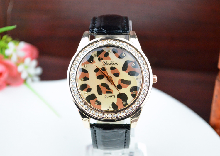 Ms Belt Watch diamond quartz Watch  Leopard Female trend fashion Fashion table