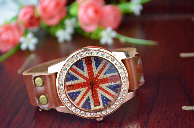 Fashion table Leisure Genuine Leather Drill table Retro Watch  England Rice word Flag Watch