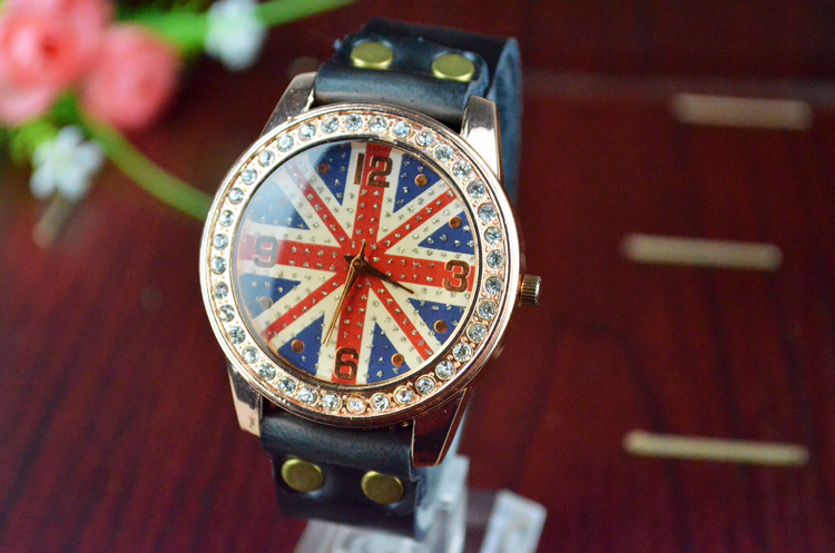 Fashion table Leisure Genuine Leather Drill table Retro Watch  England Rice word Flag Watch