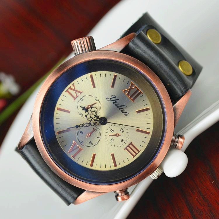 Trend Fashion Big dial Red bronze men and women Genuine Leather personality Retro Watch