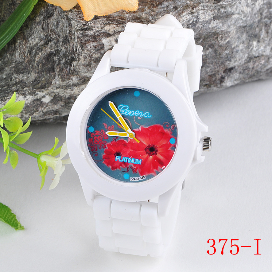 Fashion Silica gel Watch high quality fashion trend Leisure Silicone table