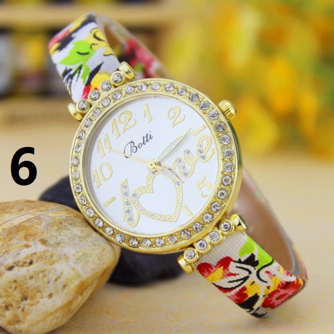 Ladies Watch Love Pattern Switzerland Quartz Watches Lover Gift Watch