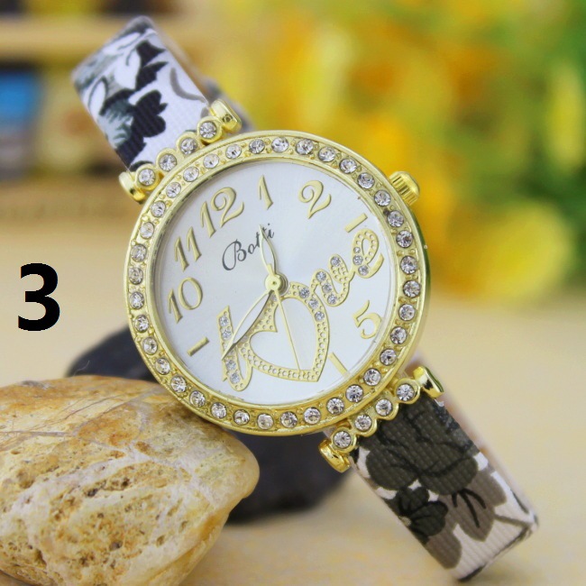 Ladies Watch Love Pattern Switzerland Quartz Watches Lover Gift Watch
