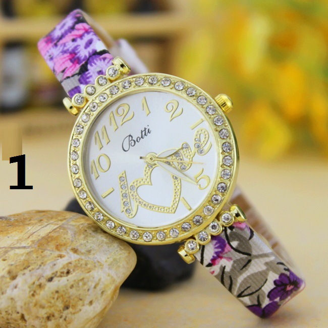Ladies Watch Love Pattern Switzerland Quartz Watches Lover Gift Watch
