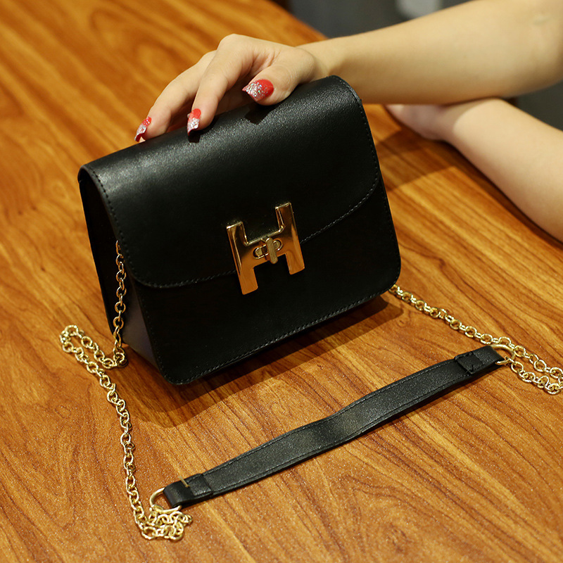 The New Small Square Bag Mini Bag Chain Bag Ms Fashion Leisure Shoulder Messenger Bag