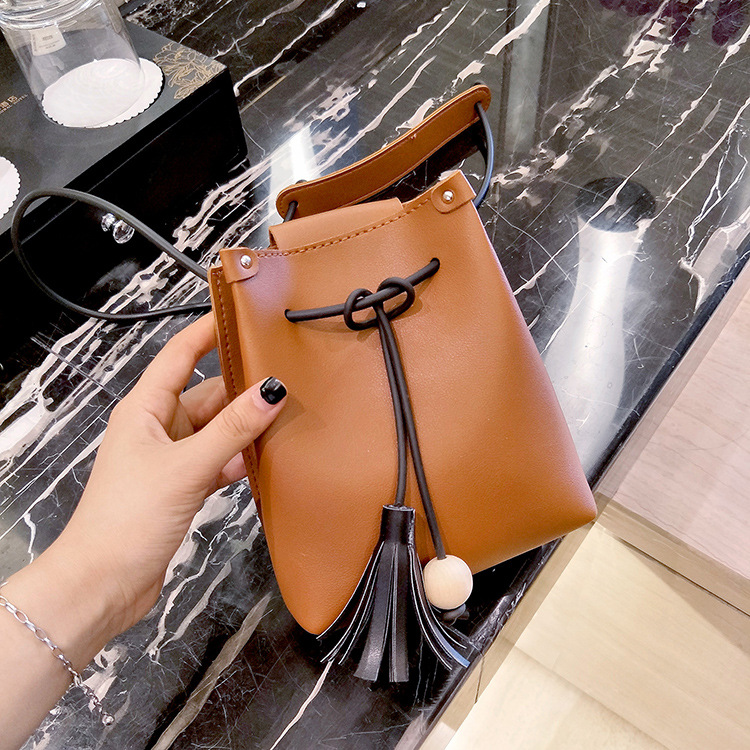 Lady bags Mini Tassel Bucket Bag Small Change Leisure Mobile Phone Bag Messenger Bag