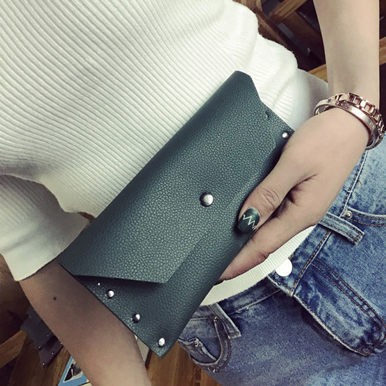 Western Style Retro Rivet Simple Wallet Female Long Section Student Lovely Wallet Mobile Phone Bag