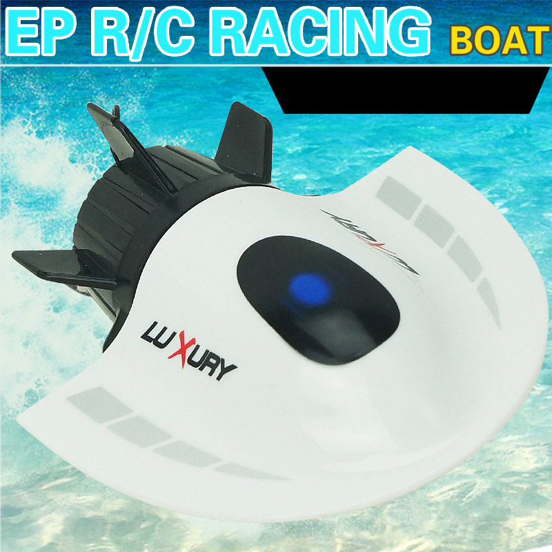 Mini submarine Toy boat model remote control submarine Plastic boat