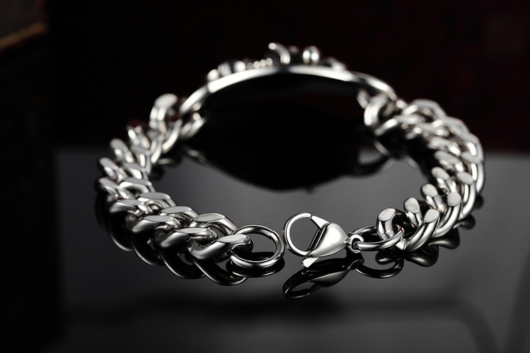 Western Style Stainless Steel Wristband Motorcycle Skeleton Titanium Steel Bracelet