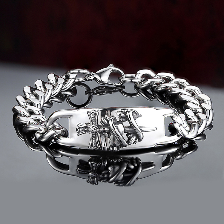 The New Western style Style Skull head cross Men personality Domineering Titanium steel Bracelet
