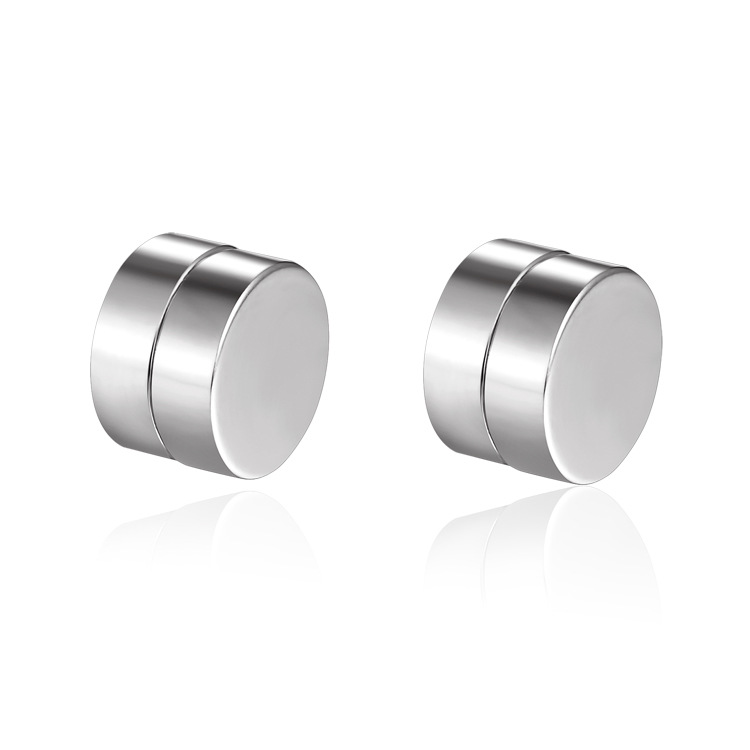 Men Titanium Steel No Ear Hole Magnet Ear Clip Earrings Fashion Wild Tide Men Jewelry
