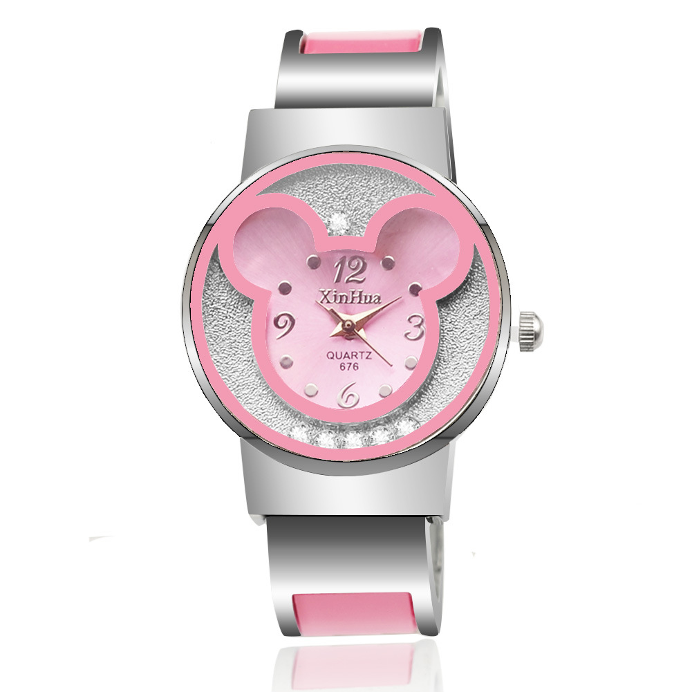 Creative Mickey Ms Fashion Alloy Bracelet Watch Upscale Quartz Watches