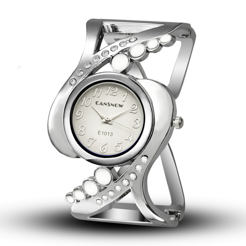 Girls Diamond Ms Watch Upscale Fashion Bracelet Hollow Watch