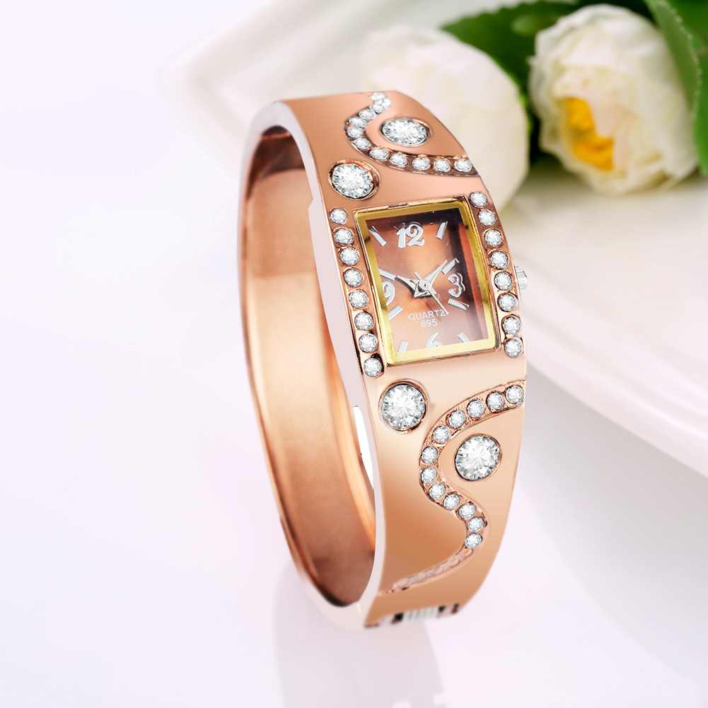 Ms Alloy Bracelet Watch Fashion Creative Fashion Quartz Watch
