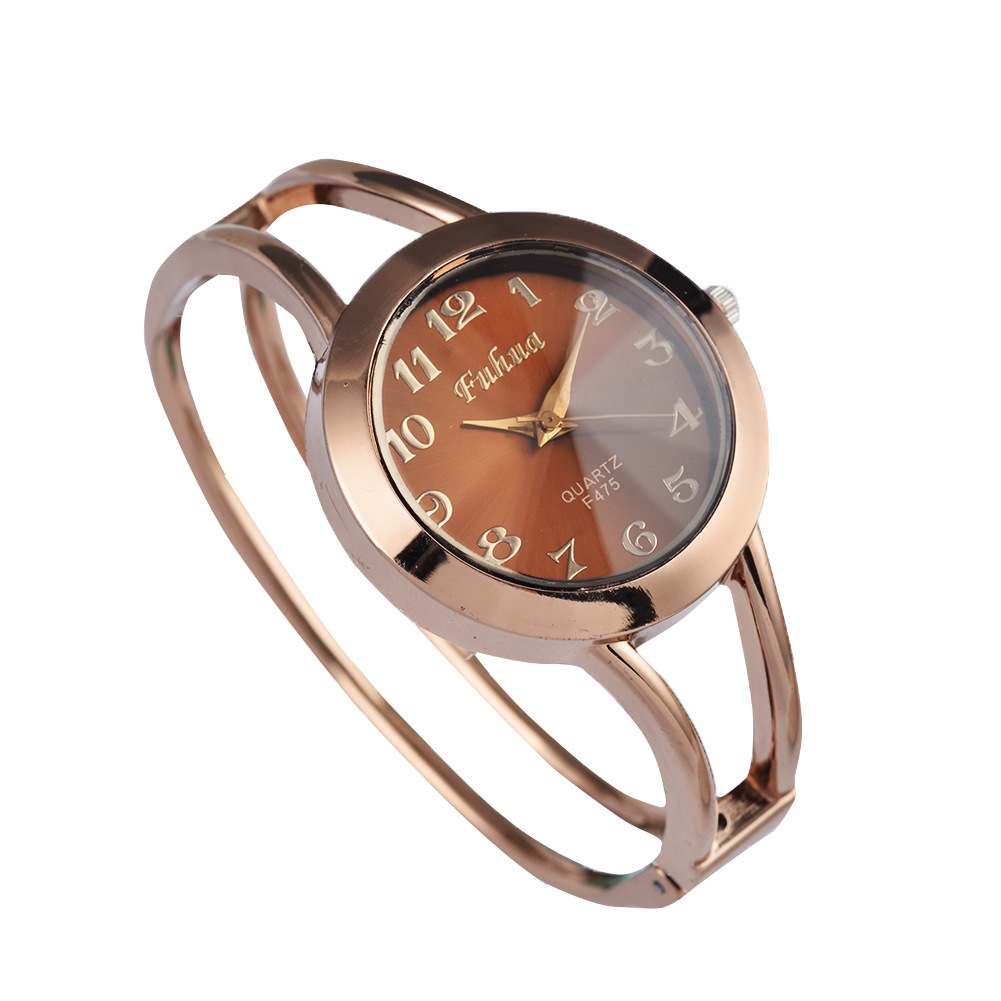Upscale Fashion Female Models Rose Gold Bracelet Ms Quartz Bracelet Watch