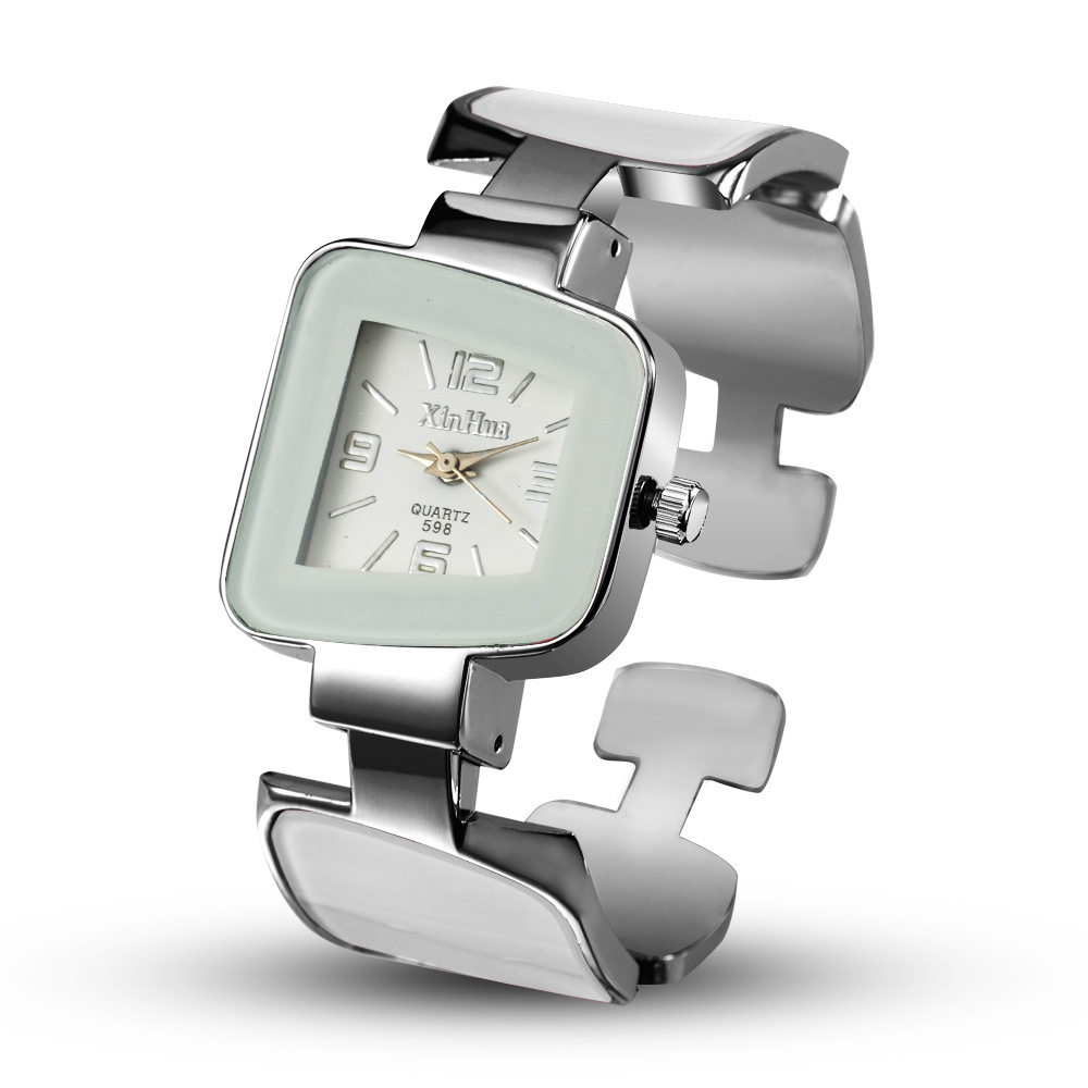 Ms Leisure Creative Diamond Bracelet Watch Upscale Fashion Quartz Watch