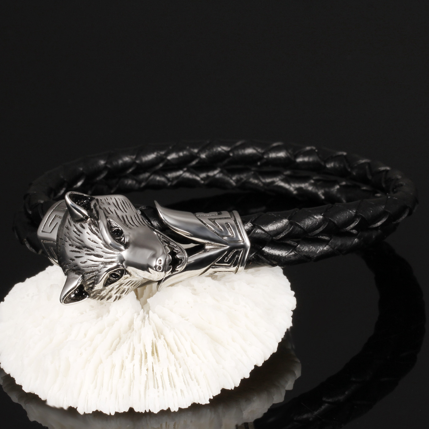 Men Creative Wolf Head Buckle Bracelet Fashion Men Leather Double Layer Weave Wristband