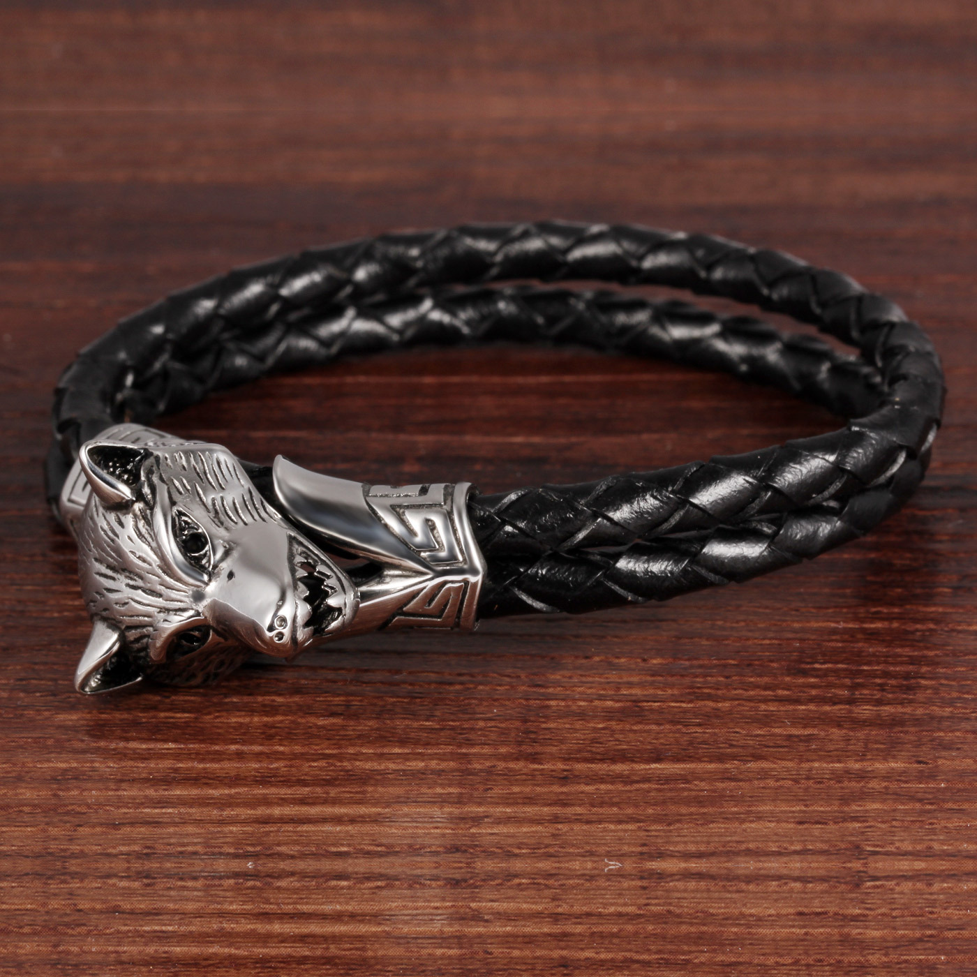 Men Creative Wolf Head Buckle Bracelet Fashion Men Leather Double Layer Weave Wristband