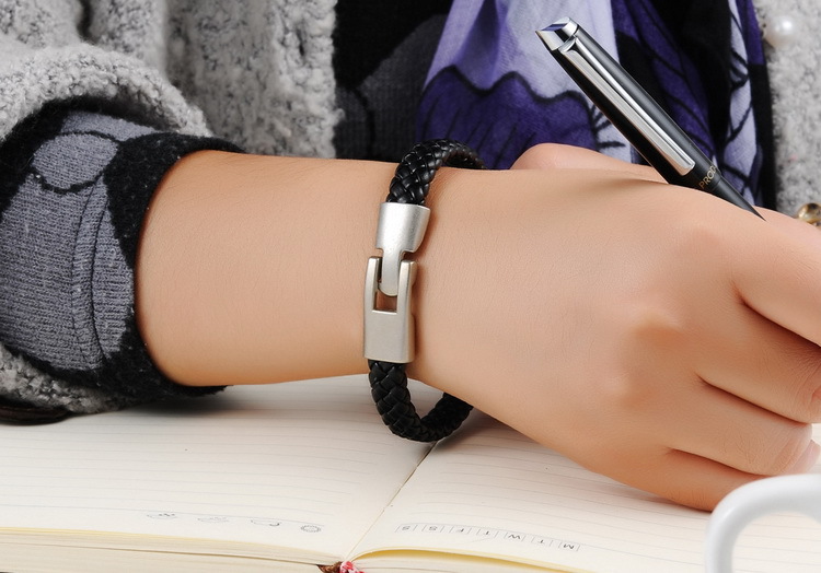 New Product Fashion Retro Bracelet Men Wild Personality Leather Bracelet