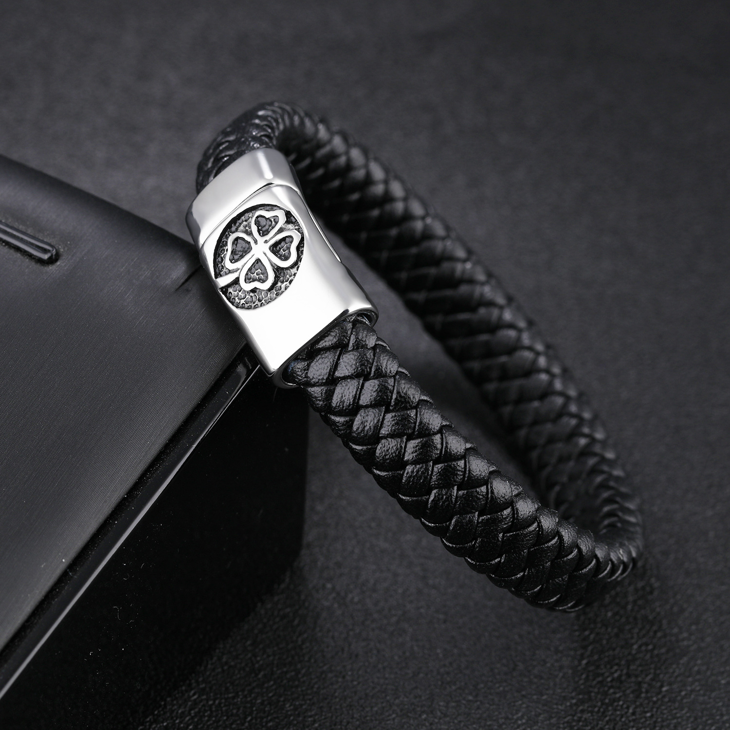 Fashion Retro Weave jewelry Personality Bracelet Men Titanium Steel Trend Leather Bracelet