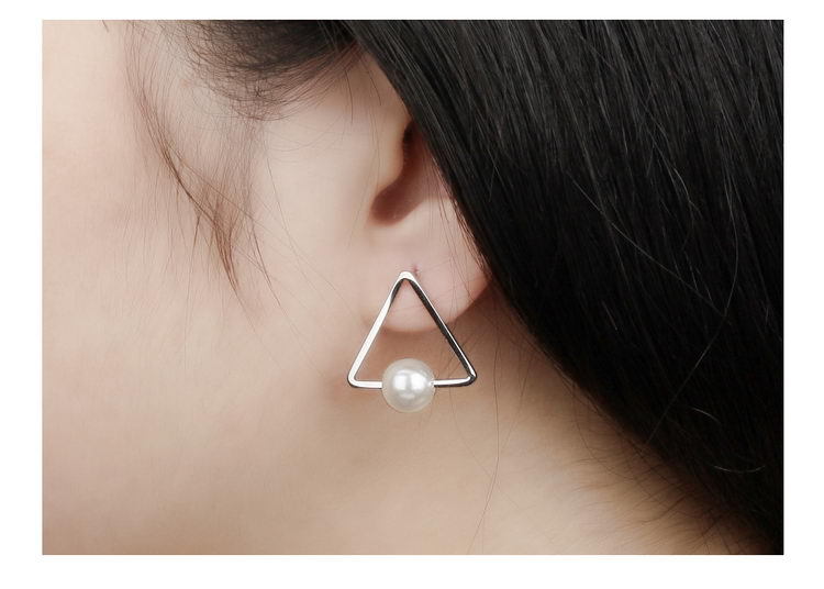 Ms Fashion Titanium Steel Earring Leisure Pearl Triangle Earrings
