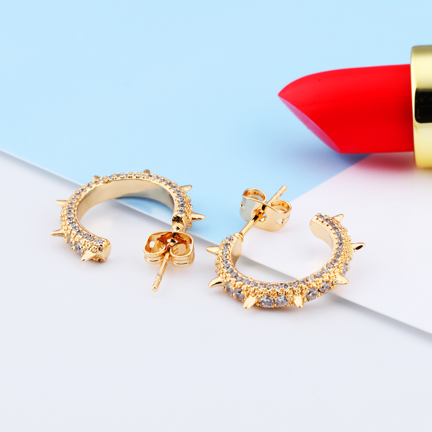 Fashion Creative Rivet Earrings Diamond Geometry Round Earring